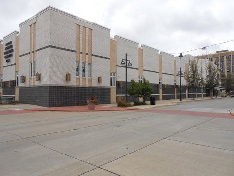 The Daily Dispatch Building: 1720 5th Ave, Moline, IL 61265